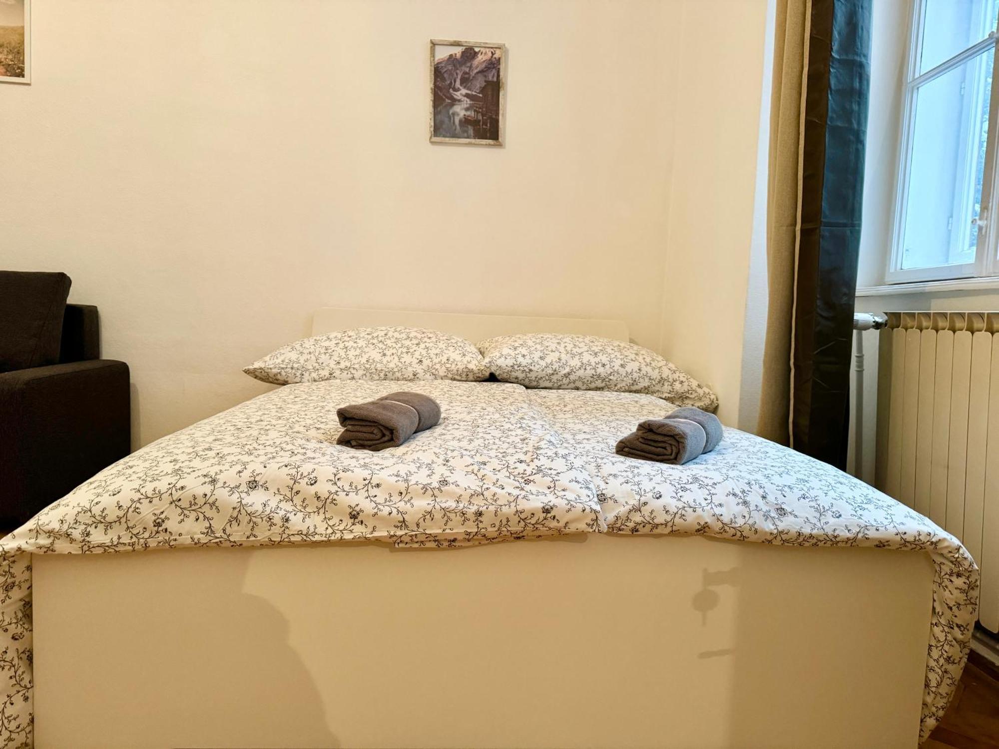 Spacious Apartment - 15 Min To Center Wenen Buitenkant foto